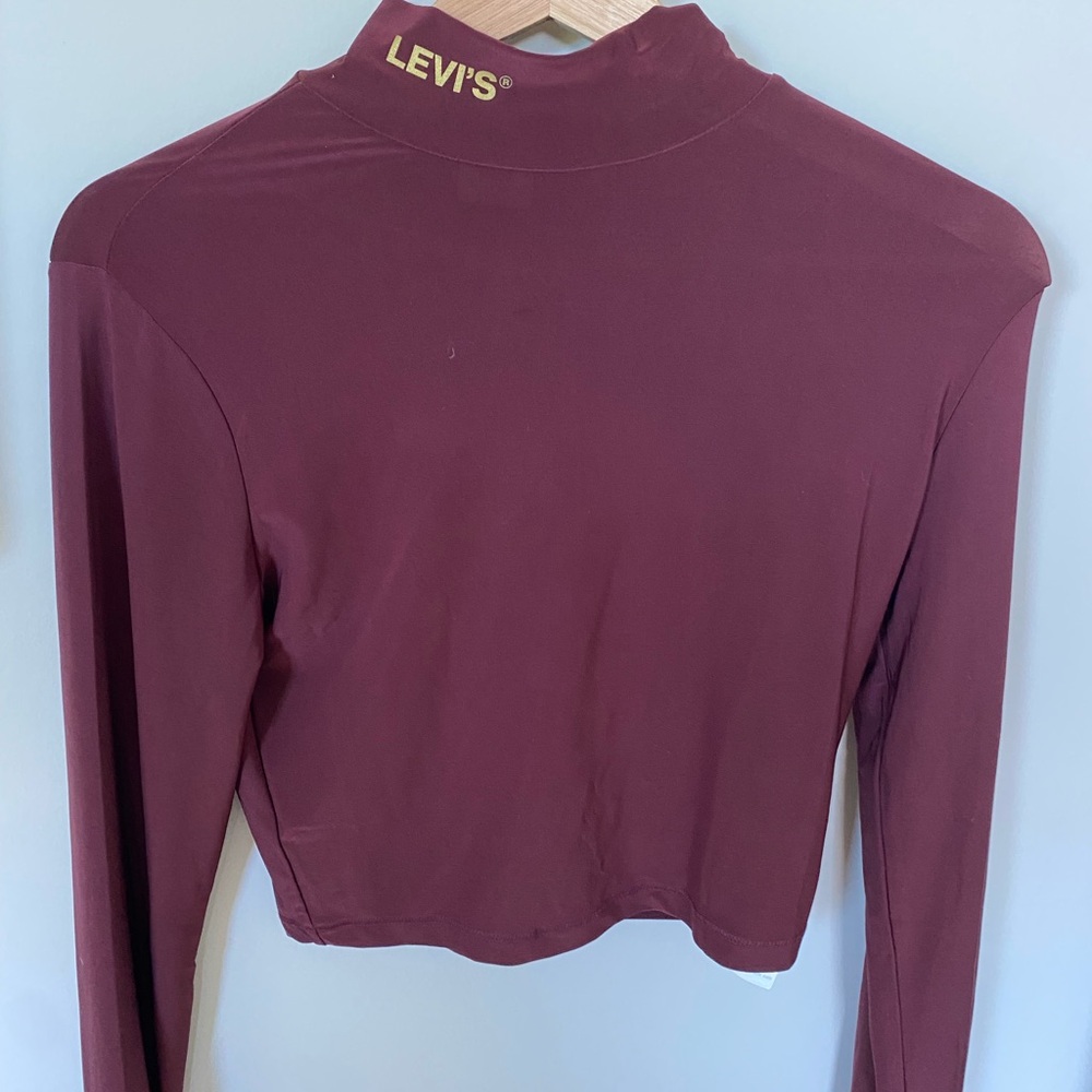 Levi's Women's Burgundy Top